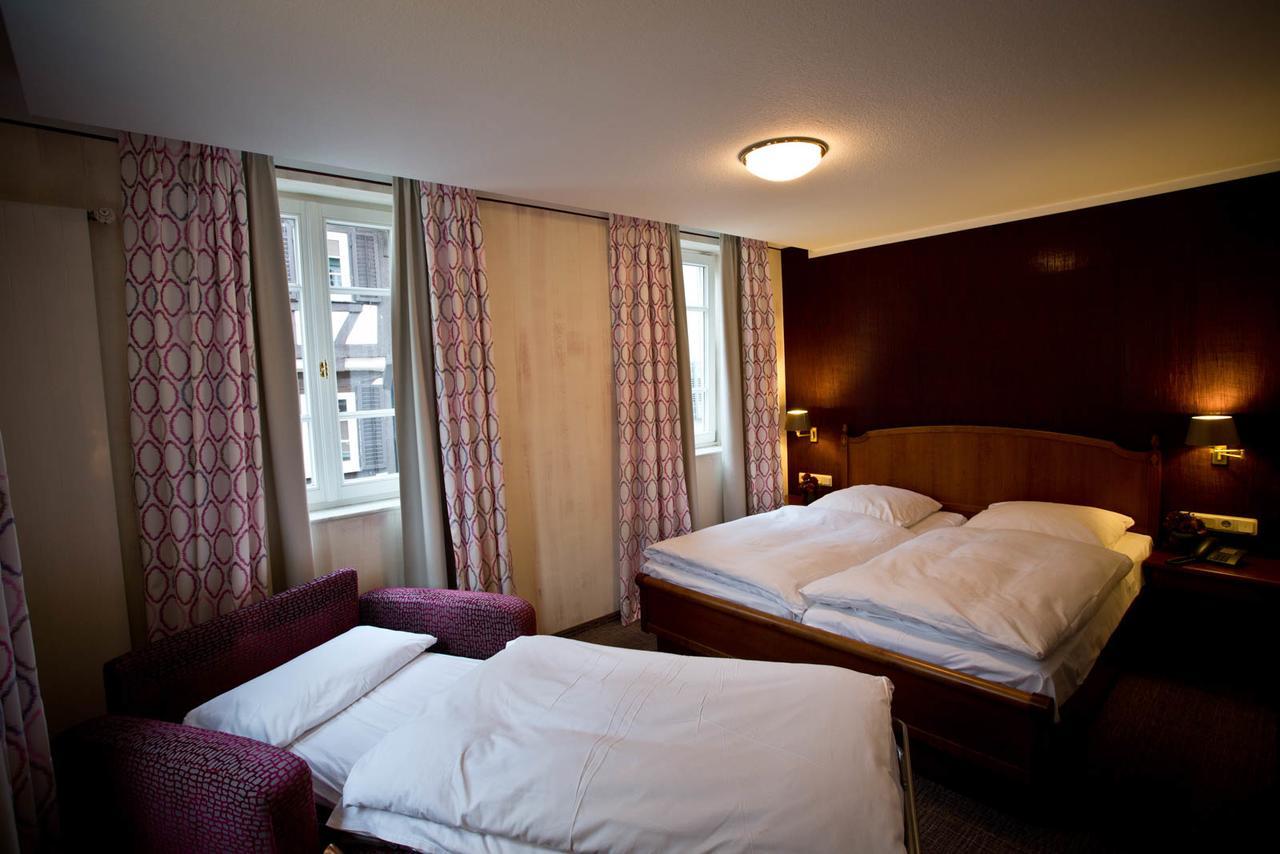 אברבאך Hotel Karpfen מראה חיצוני תמונה